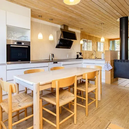 Hébergement de vacances 4 Person In Vaeggerlose Bøtø By