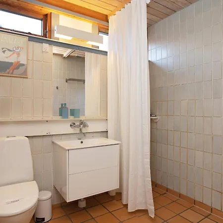 Hébergement de vacances 4 Person In Vaeggerlose Bøtø By