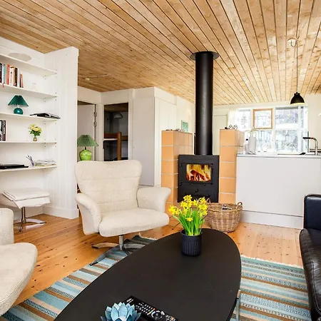 Сasa de vacaciones 4 Person In Vaeggerlose Bøtø By