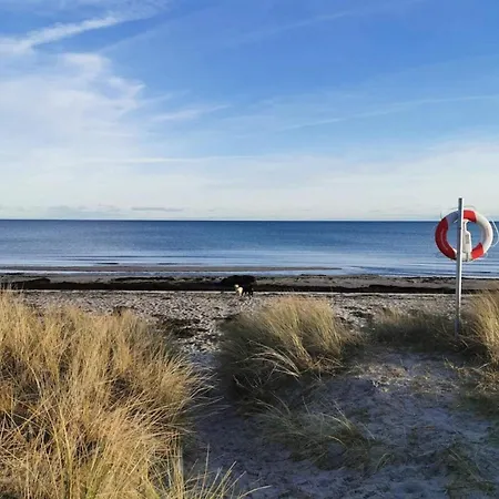 4 Person In Vaeggerlose Bøtø By