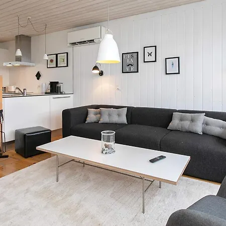 Feriehus 4 Person In Vaeggerlose *